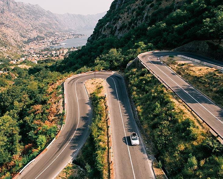 India's Most Iconic Road Trips Every Traveller Should Experience